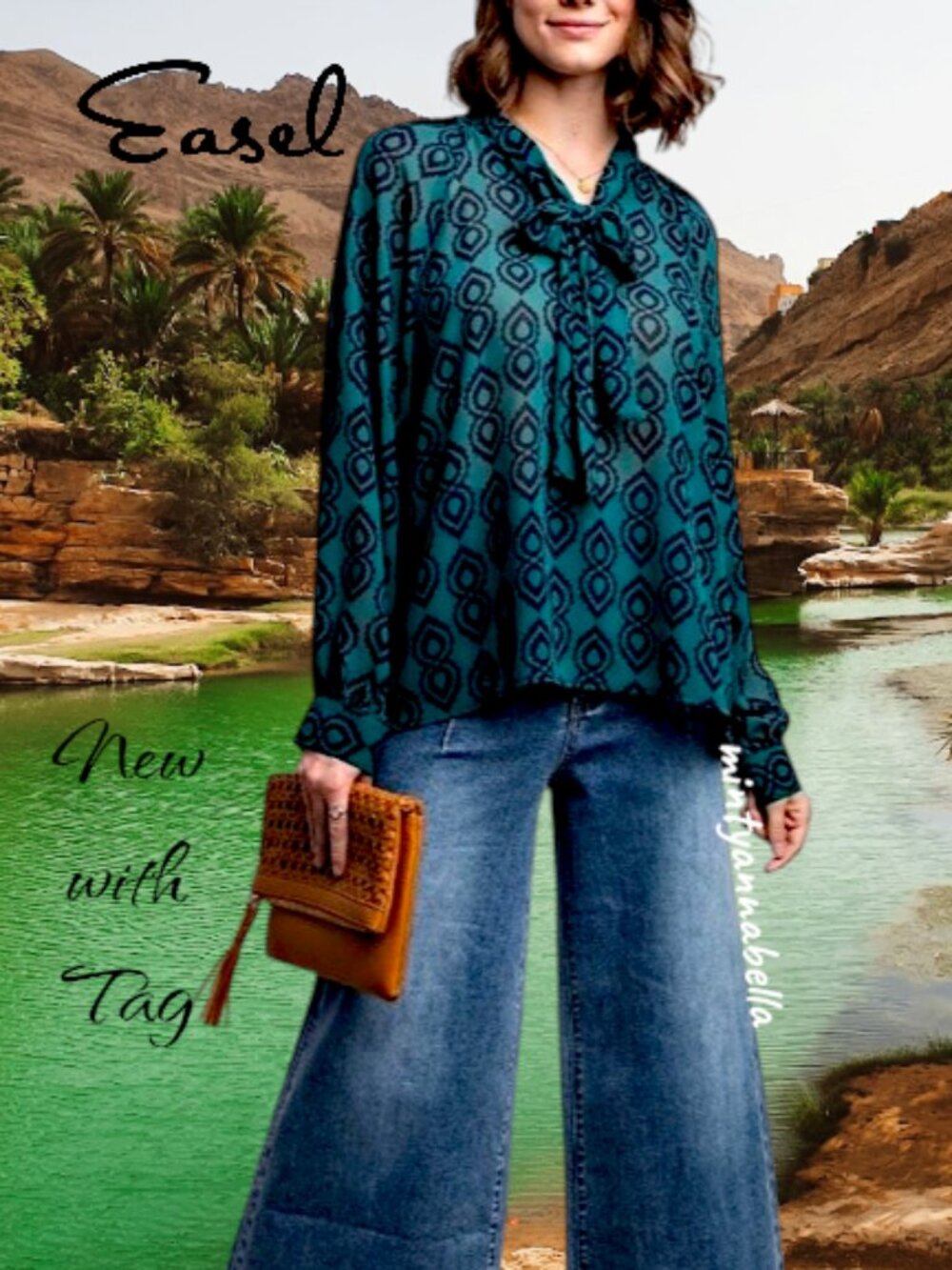 Easel 🆕️ Moss Green Top